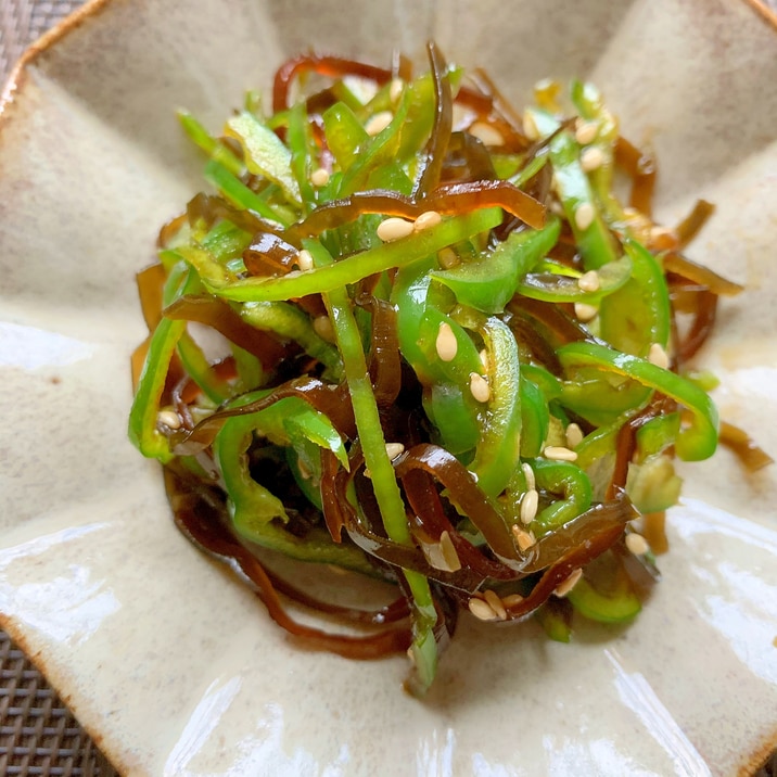 ピーマンのしそ昆布和え レシピ 作り方 By Naruto 楽天レシピ